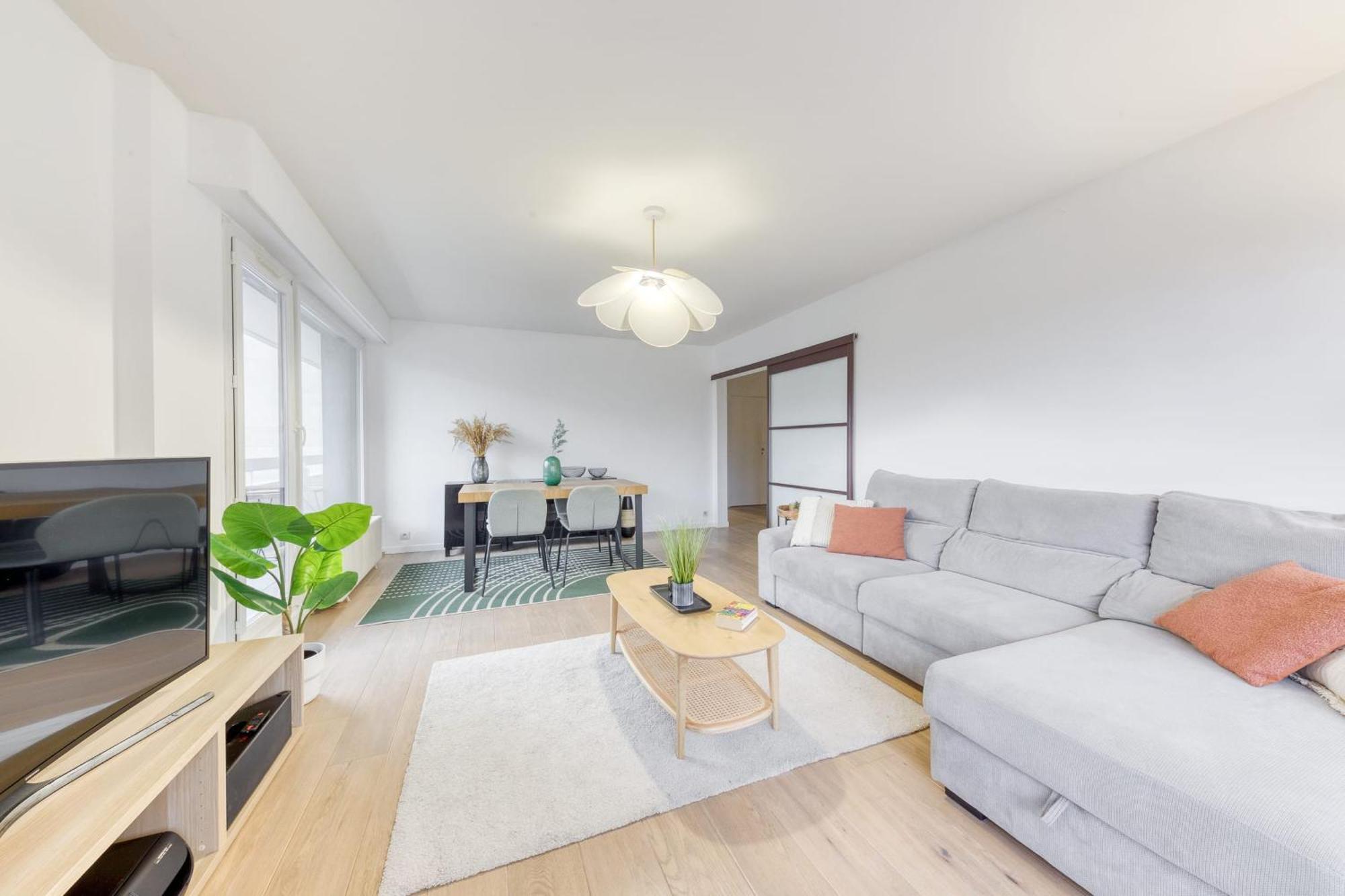 Grand Appartement Spacieux - Proche Paris Sevres Ngoại thất bức ảnh