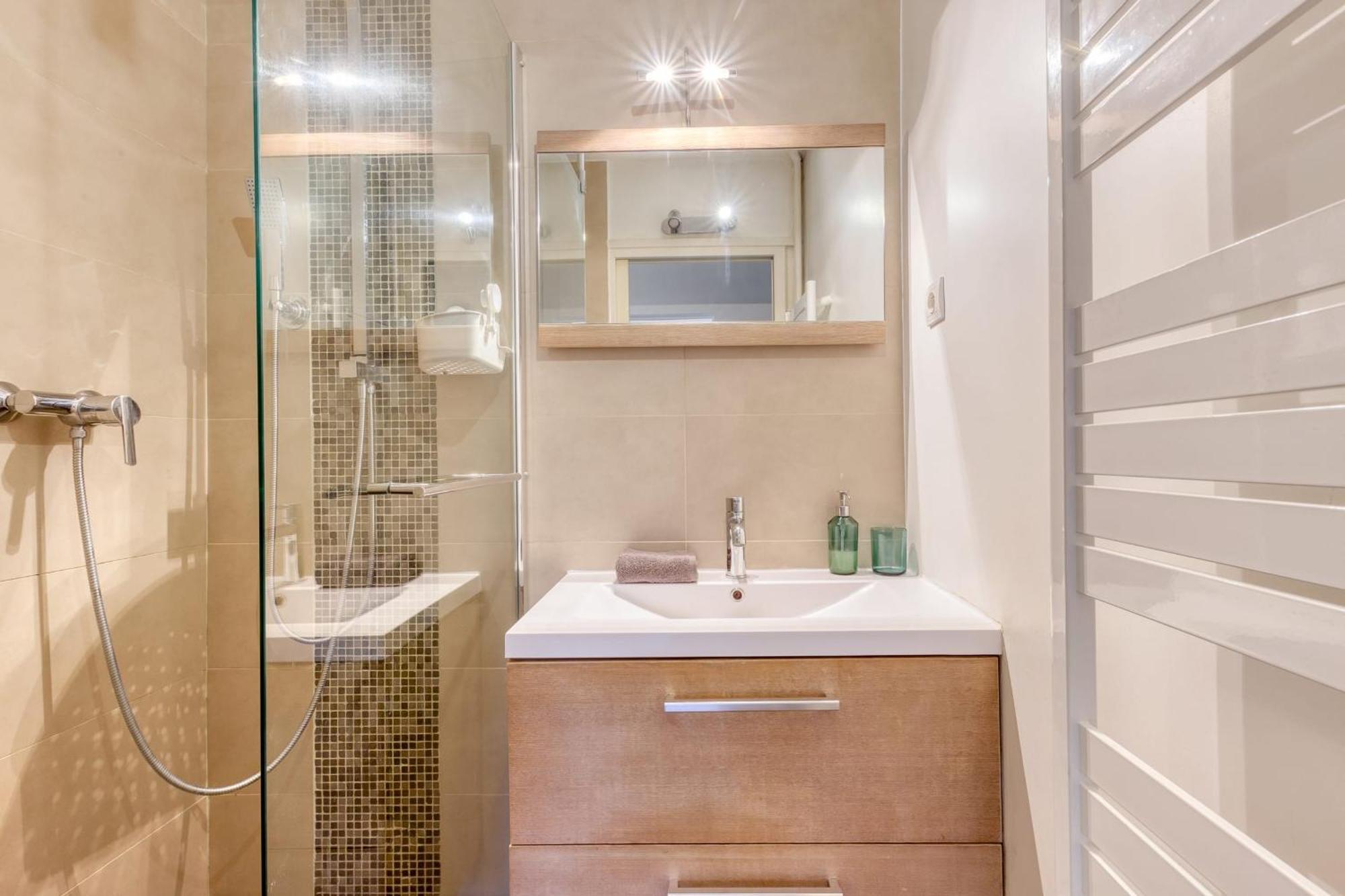 Grand Appartement Spacieux - Proche Paris Sevres Ngoại thất bức ảnh