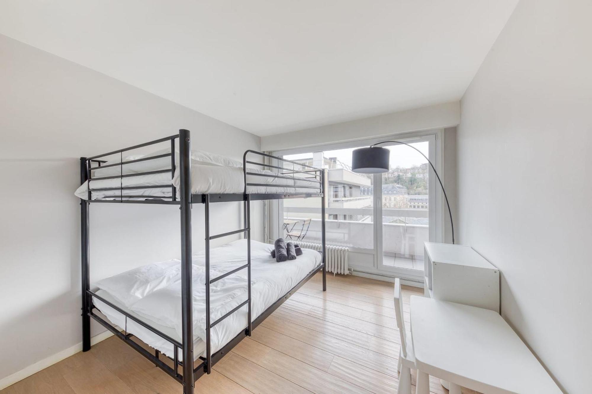 Grand Appartement Spacieux - Proche Paris Sevres Ngoại thất bức ảnh