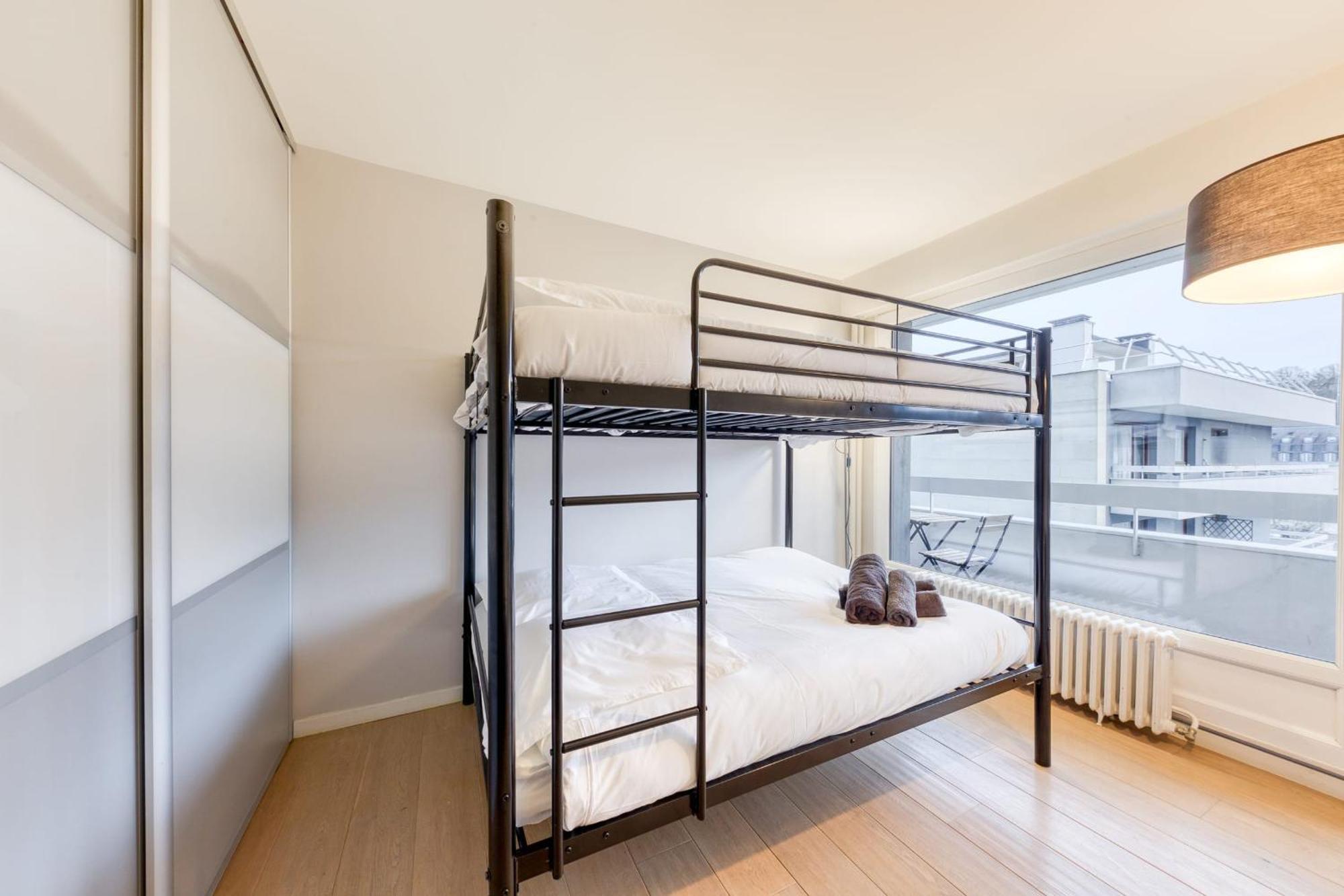 Grand Appartement Spacieux - Proche Paris Sevres Ngoại thất bức ảnh
