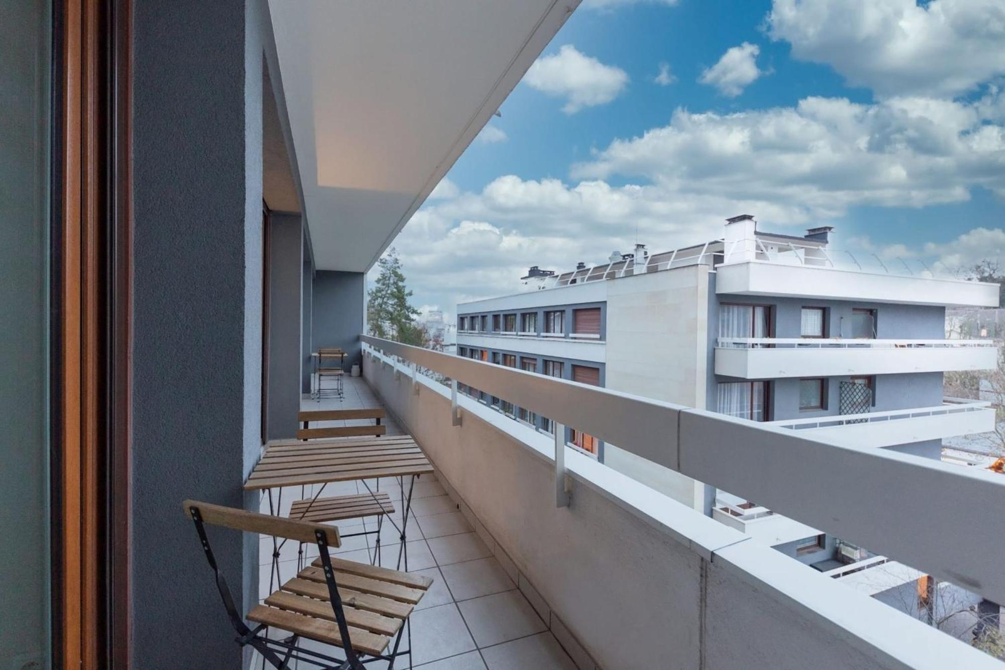 Grand Appartement Spacieux - Proche Paris Sevres Ngoại thất bức ảnh