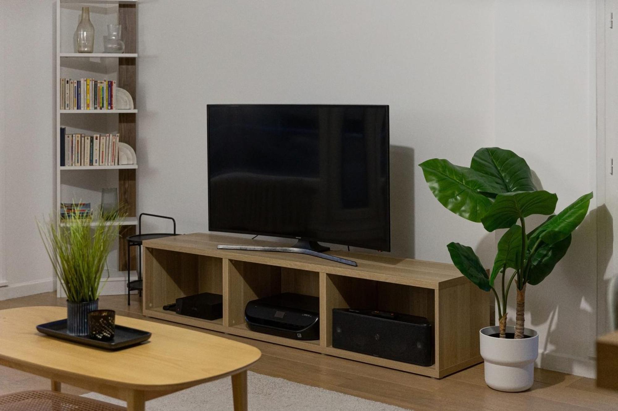 Grand Appartement Spacieux - Proche Paris Sevres Ngoại thất bức ảnh